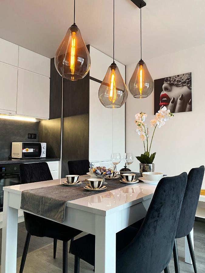 Apartament Sloneczny Apartment Jelenia Gora Ngoại thất bức ảnh